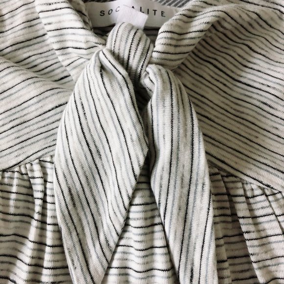NWOT 🛍 Strapless babydoll top • Socialite - Picture 2 of 4